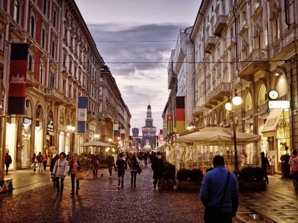 53314121_Milan